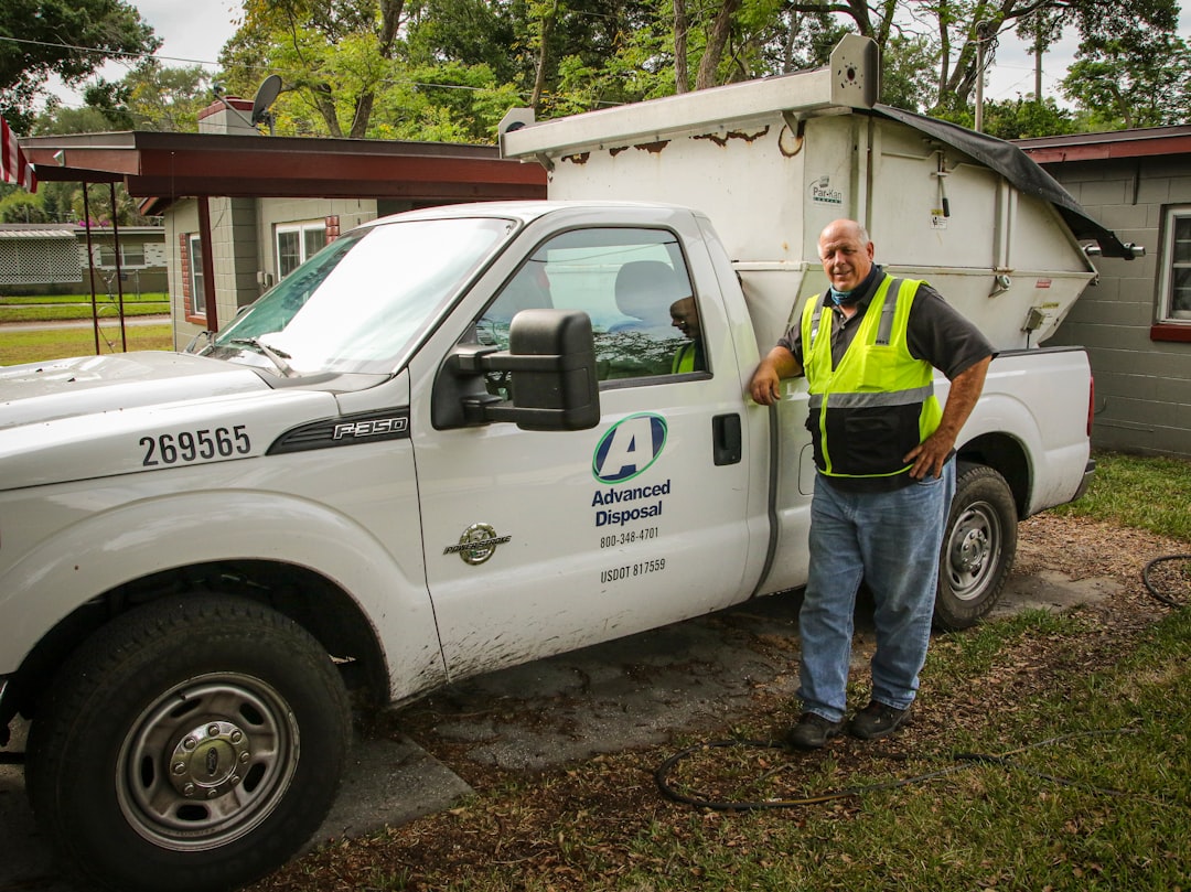  ComEd customer service representative assisting Illinois resident with utility bill
