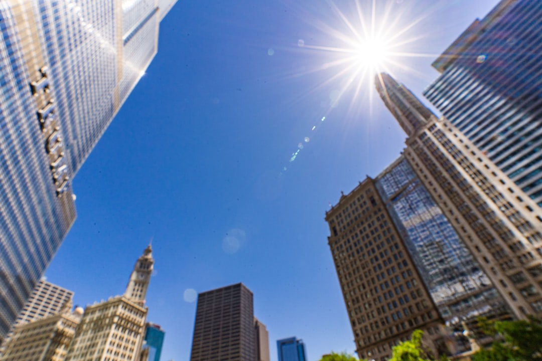 Illinois Shines Adjustable Block Program solar incentive diagram