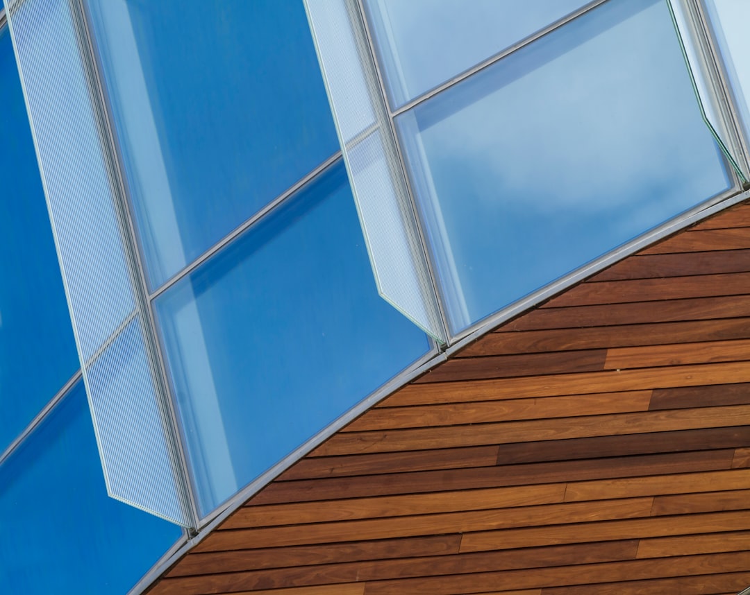  solar panels on Illinois net zero home roof